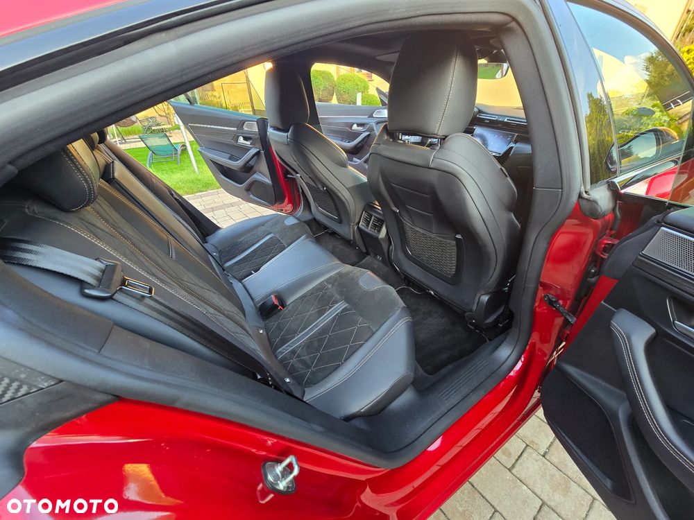 Peugeot 508 1.6 PureTech First Edition S&S EAT8 - 16