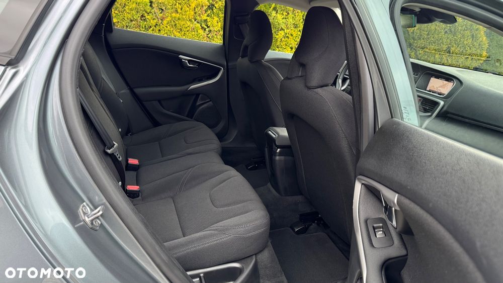 Volvo V40 D2 Kinetic - 20