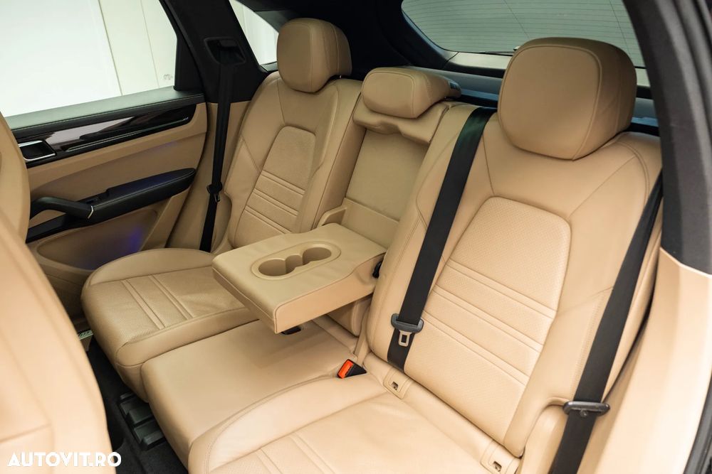 Porsche Cayenne S Tiptronic S - 30
