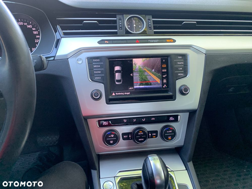 Volkswagen Passat 1.8 TSI BMT Comfortline DSG - 12