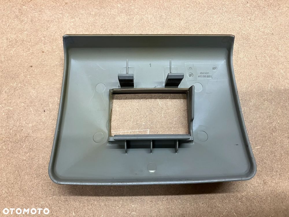 MASKOWNICA OSŁONA ZAŚLEPKA PASA BEZPIECZEŃSTWA TYŁ KANAPY BMW E34 E32 8143500 - 3