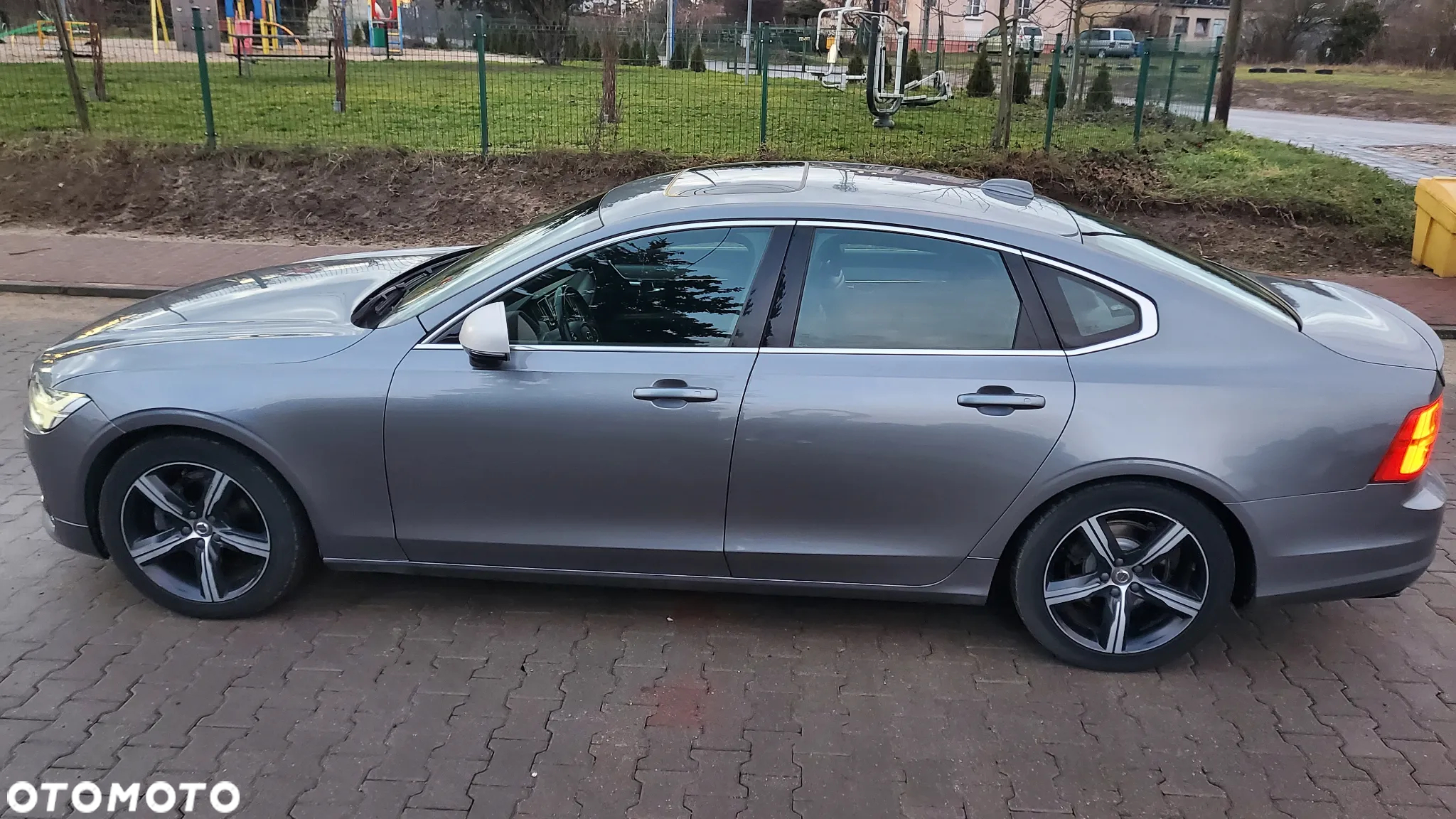 Volvo S90 D4 AWD Geartronic R Design - 5