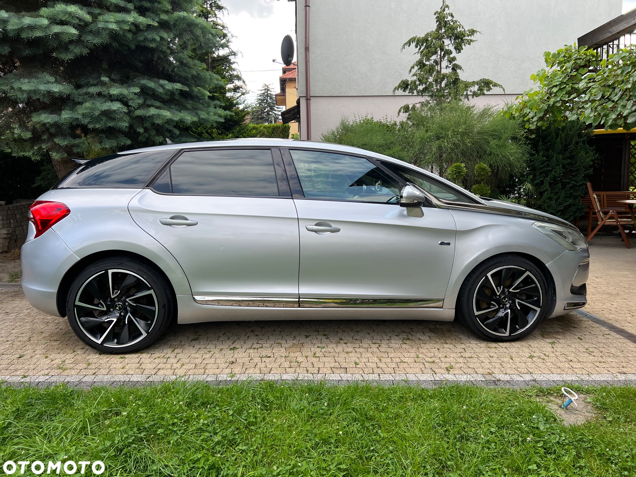 Citroën DS5 2.0 HDi Hybrid4 SportChic MCP - 8