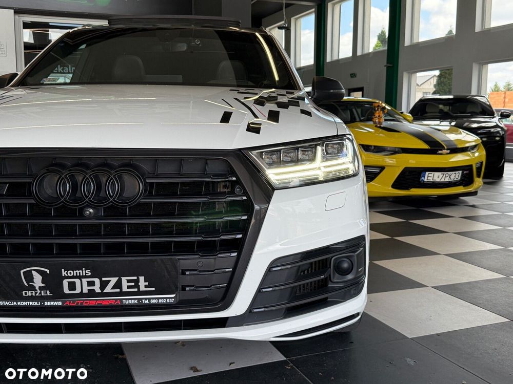 Audi SQ7 - 40