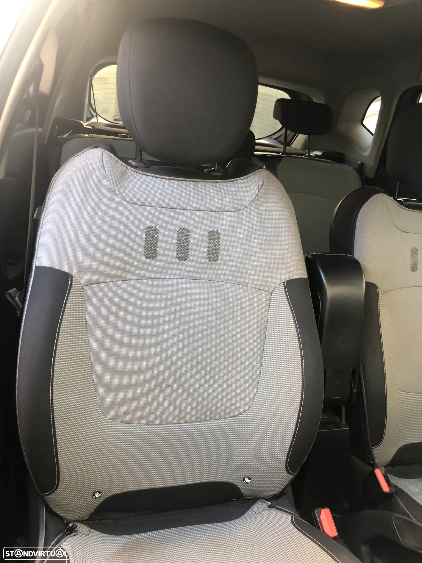 Renault Captur 0.9 TCE Exclusive - 2