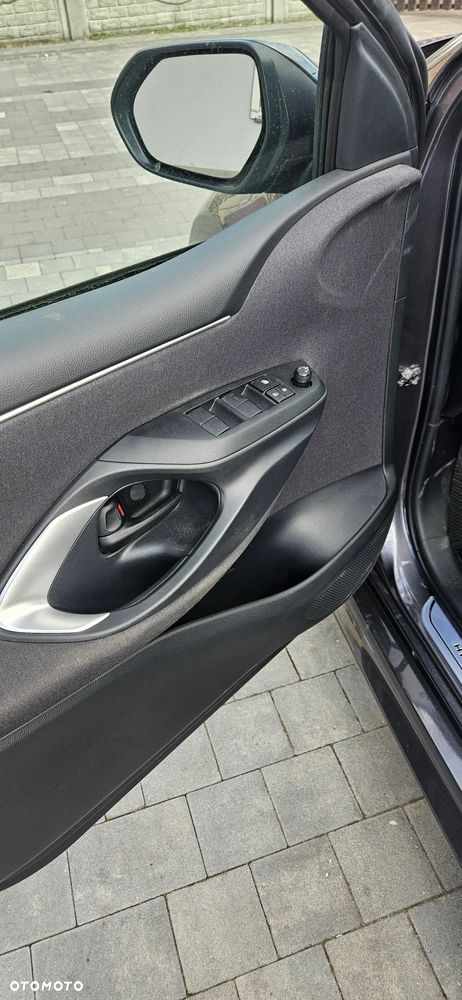 Toyota Yaris 1.5 VVT-i Life - 12