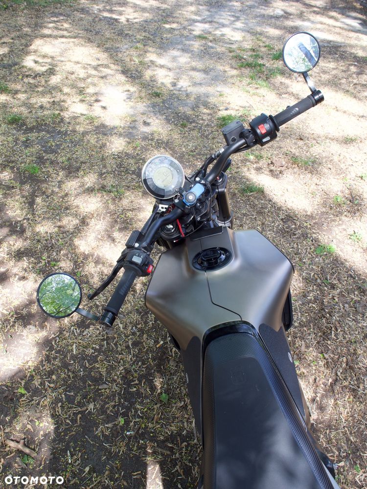 Husqvarna Svartpilen - 18