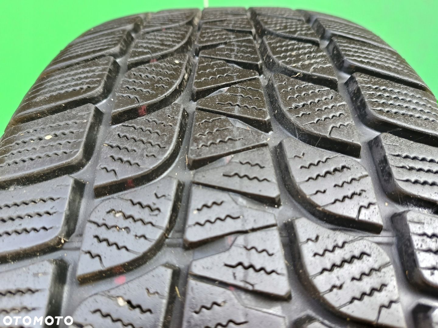 BRIDGESTONE BLIZZAK LM-25 4x4 235/60/18, 7,8mm - 1