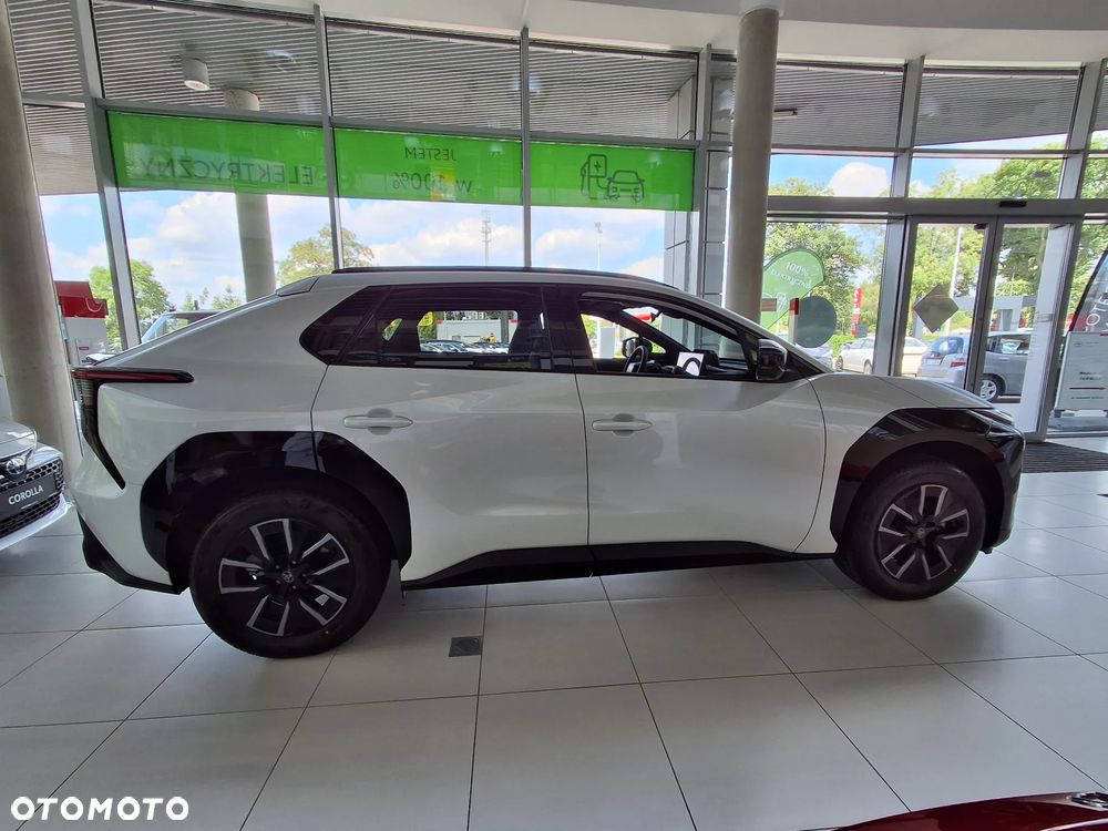 Toyota bZ4X 73.1kWh 4x4 Style - 8