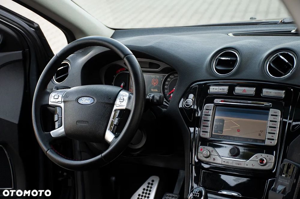 Ford Mondeo SW - 18