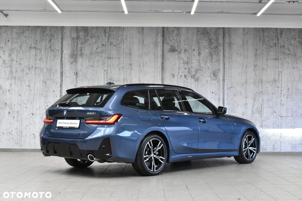 BMW Seria 3 330i M Sport sport - 3
