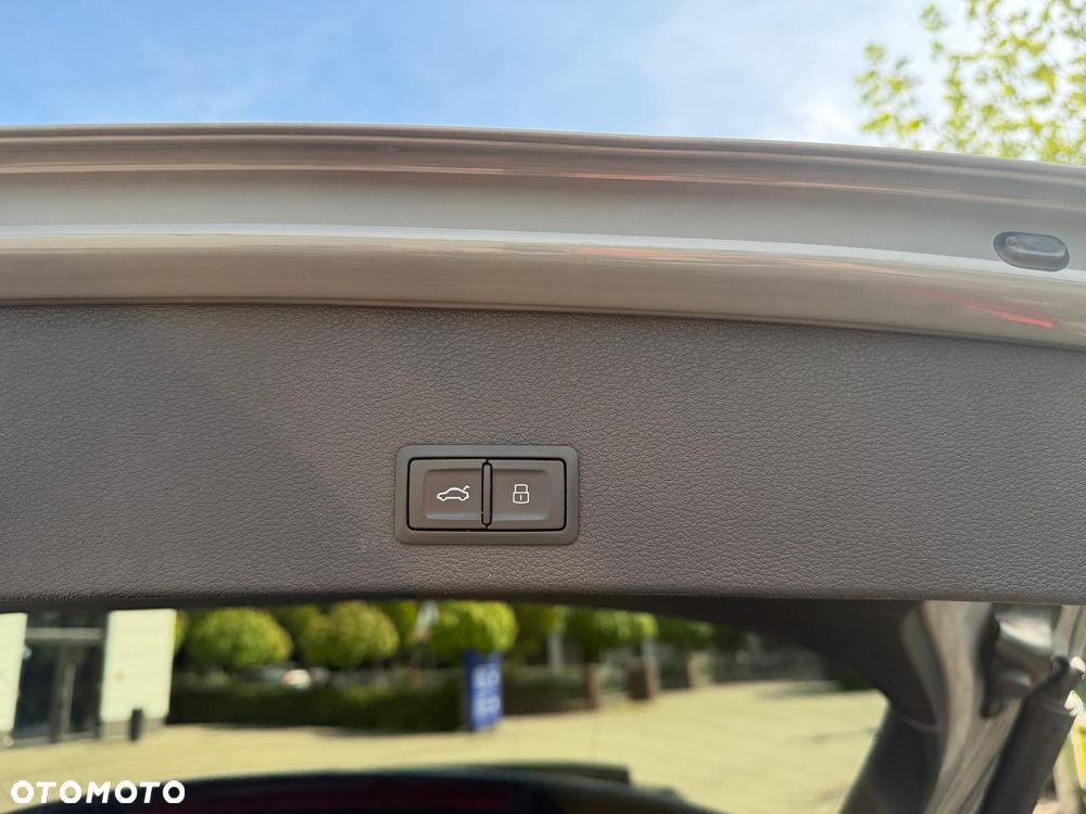 Audi Q2 2.0 TDI Quattro S tronic design - 30