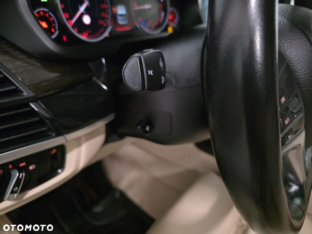 BMW X5 xDrive25d sport - 23