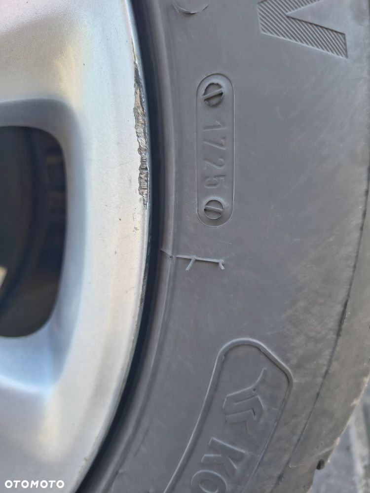 Toyota Avensis 1.8 VVT-i Sol - 7