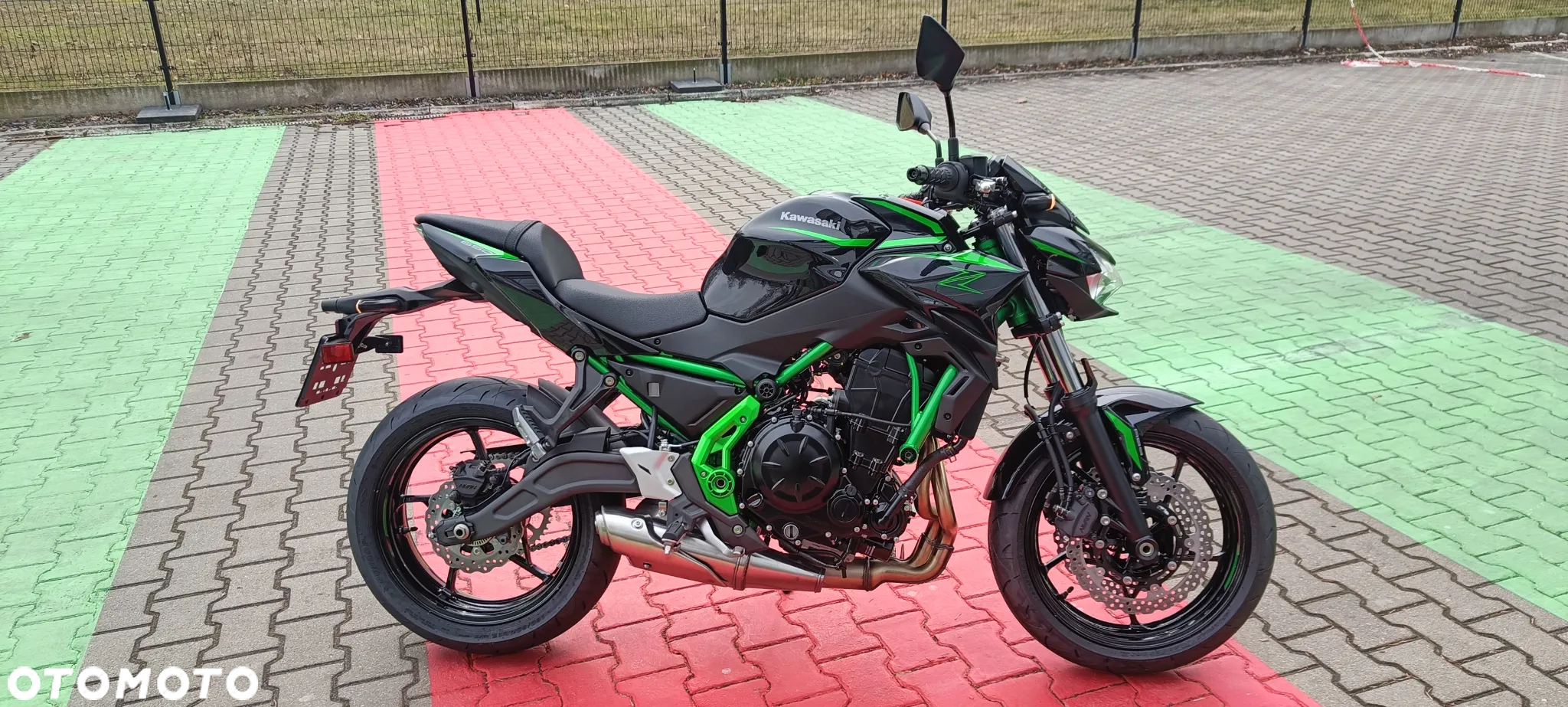 Kawasaki Z 650 - 6