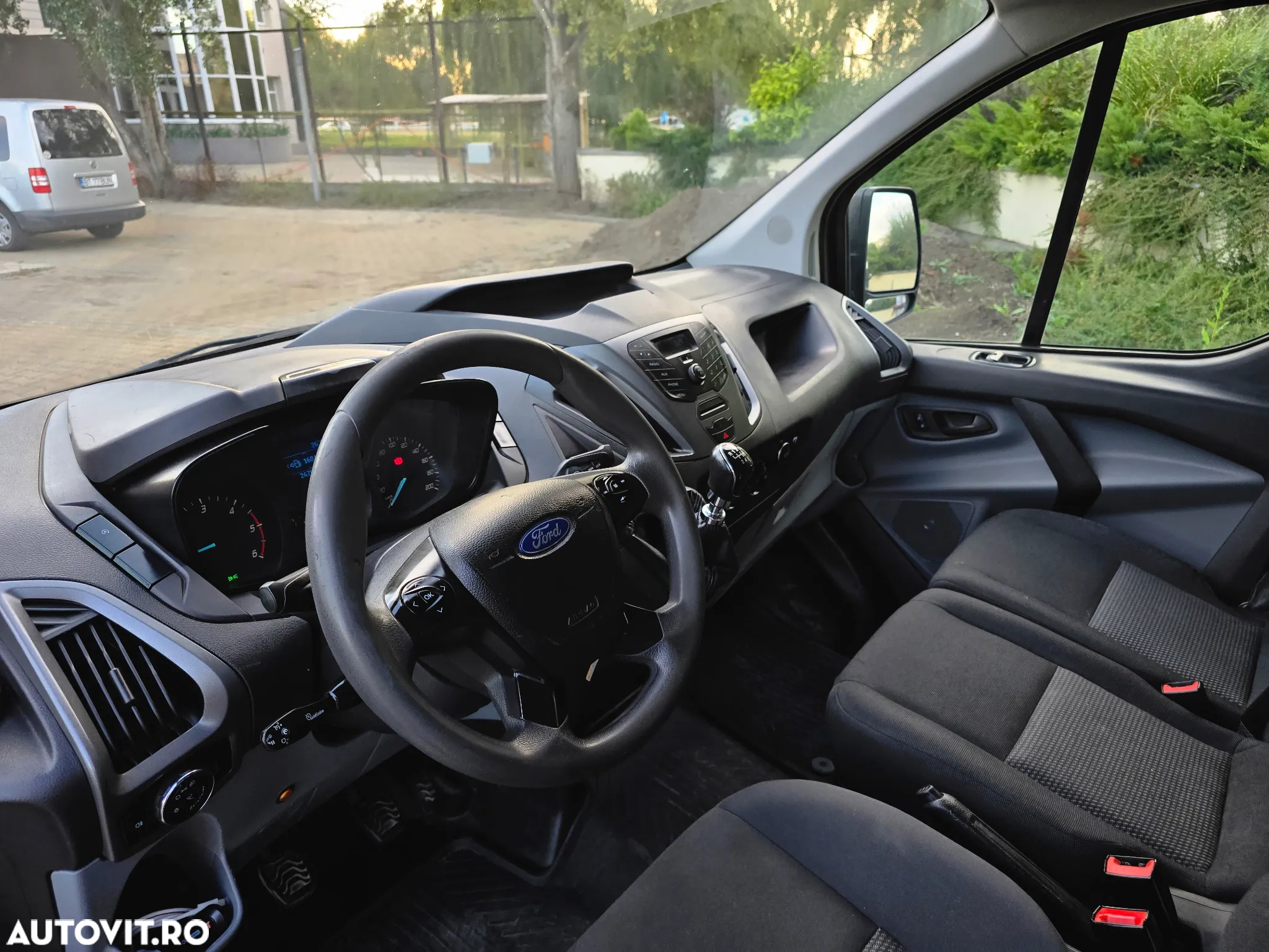 Ford Transit Custom - 16