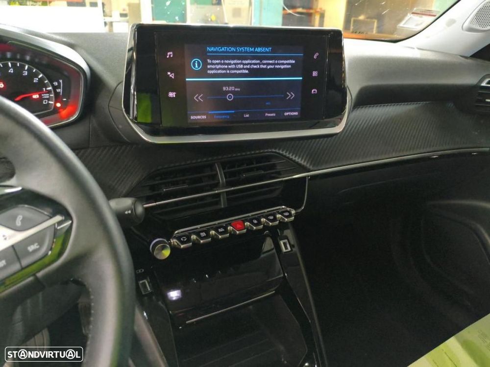 Peugeot 2008 1.5 BlueHDi Allure EAT8 - 7