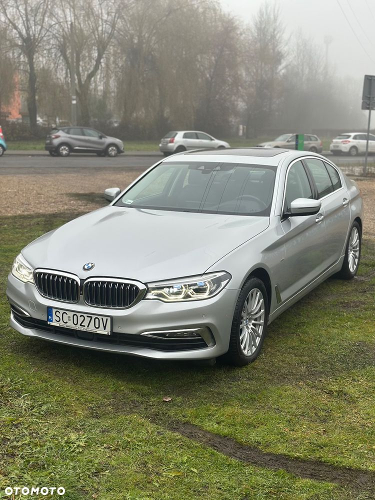 BMW Seria 5 530i xDrive Luxury Line - 1