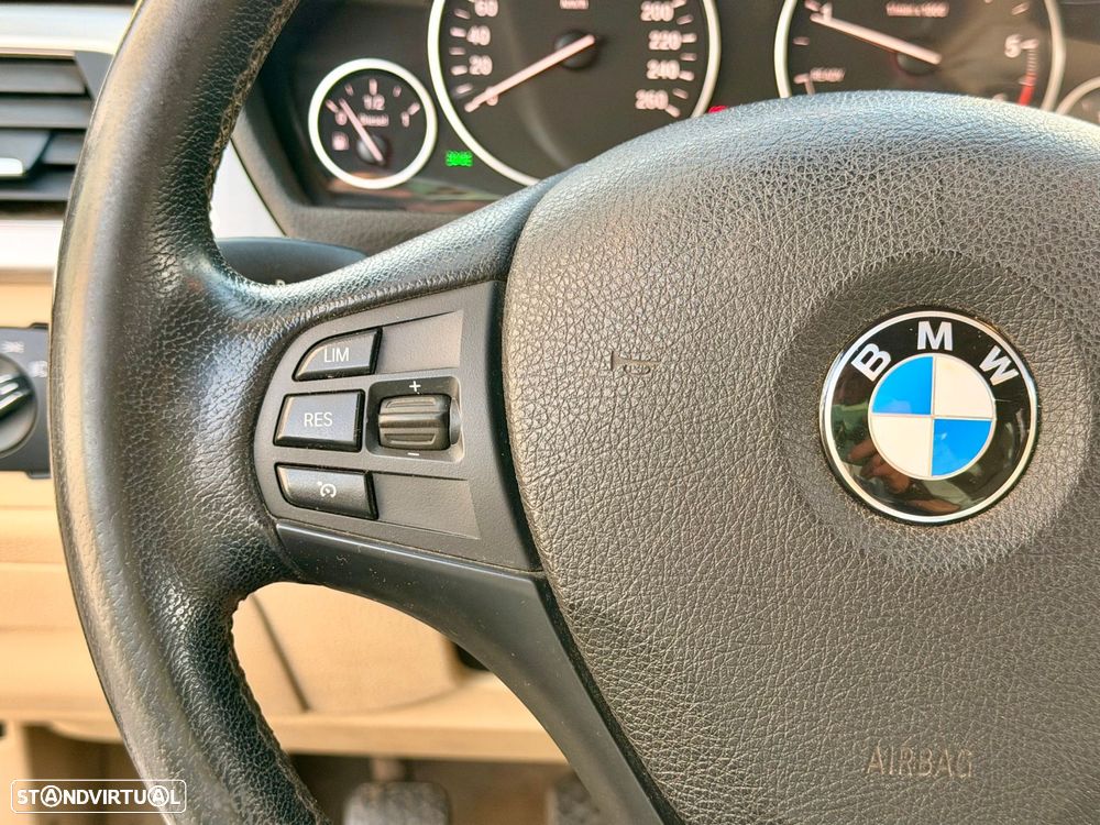 BMW 316 d Pack M - 25