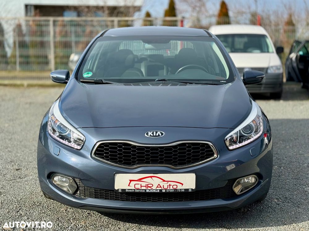 Kia Ceed 1.6 CRDi ISG Mind - 3