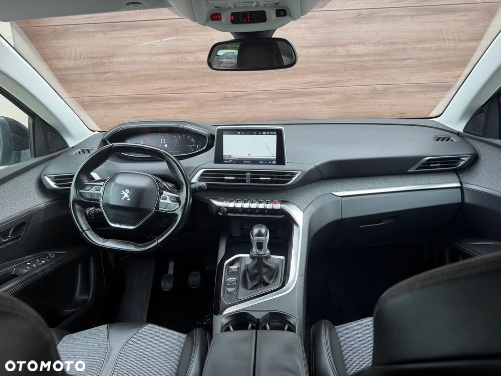 Peugeot 3008 - 12
