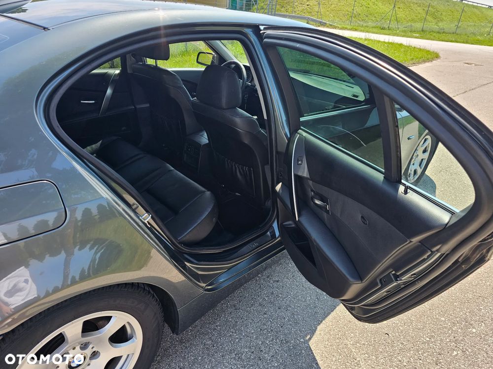BMW Seria 5 520i - 18