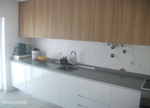 Apartamento T3 SEMI-Novo – Loteamento Frei Miguel, Constância - Grande imagem: 3/10