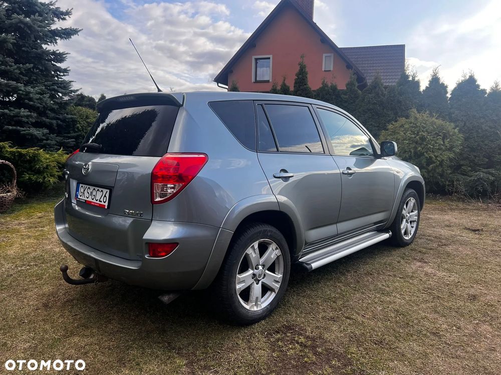 Toyota RAV4 2.2 D-4D X - 8