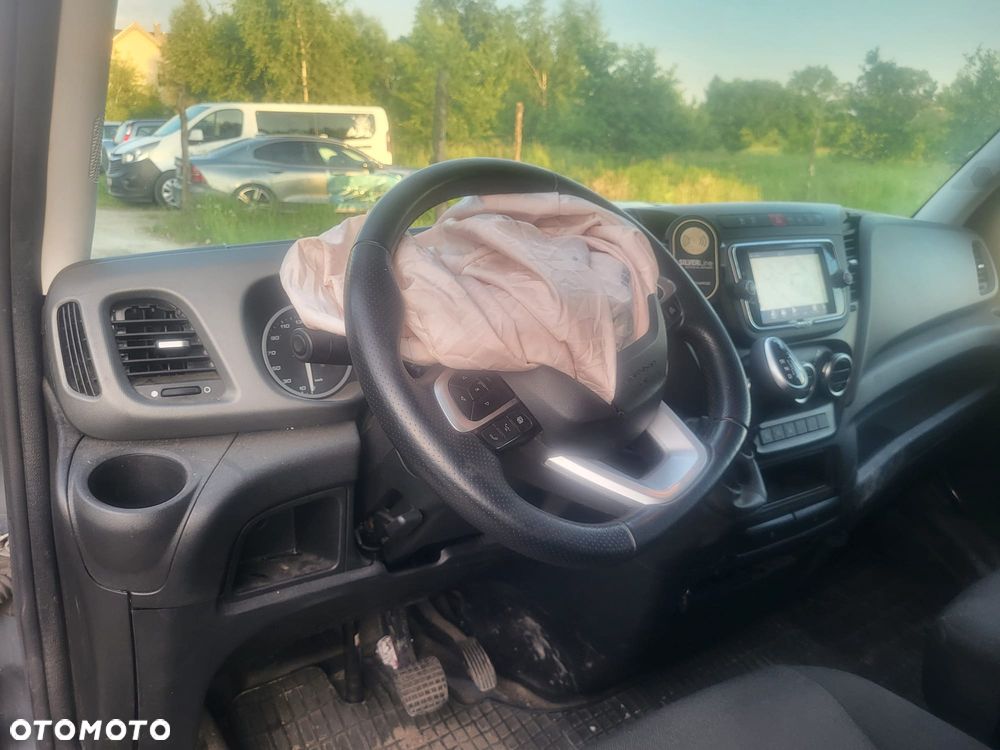 Iveco DAILY - 15