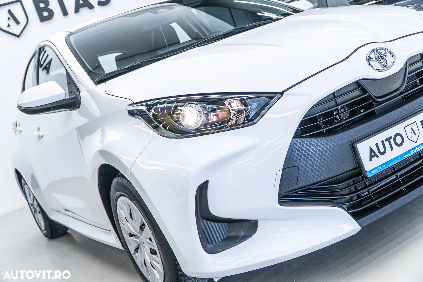 Toyota Yaris 1.5 L Dynamic - 28