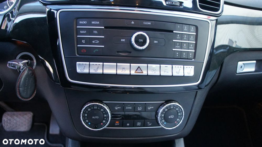 Mercedes-Benz GLE 350 d 4-Matic - 22