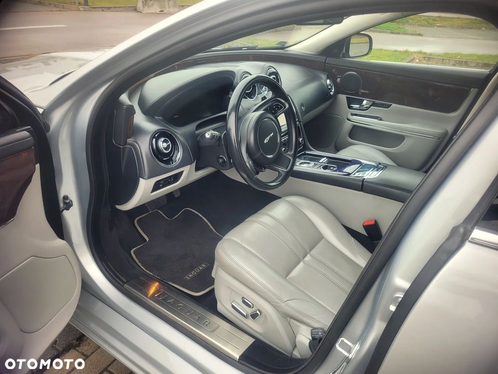 Jaguar XJ 3.0 V6 Kompressor AWD Premium Luxury - 7
