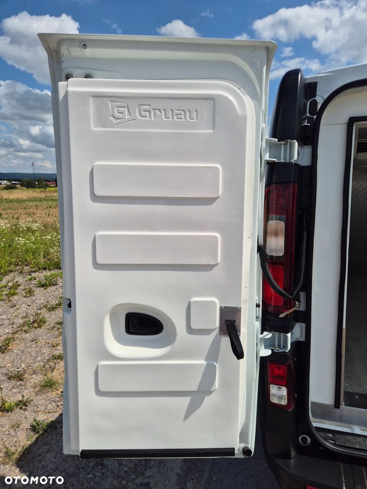 Renault TRAFIC 1.6 DCI 145KM LONG CHŁODNIA MROŹNIA WYJŚCIE STACJONARNE SALON PL - 17