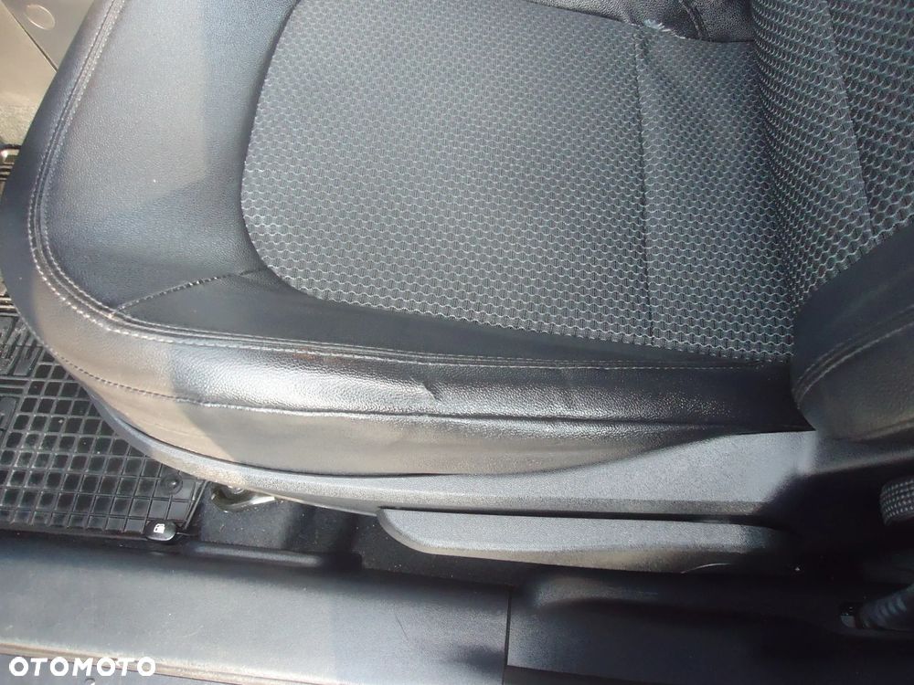 Hyundai ix35 1.6 GDI Premium 2WD - 11