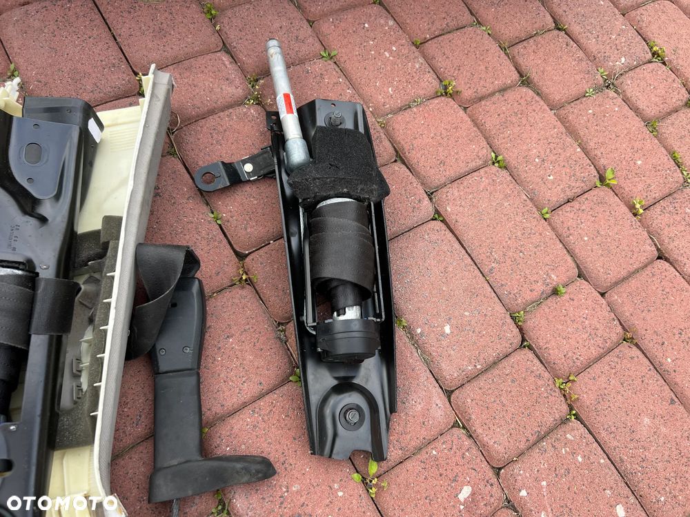 DESKA KONSOLA KOKPIT PODUSZKA PASY VOLVO XC70 V70 S80 II - 10