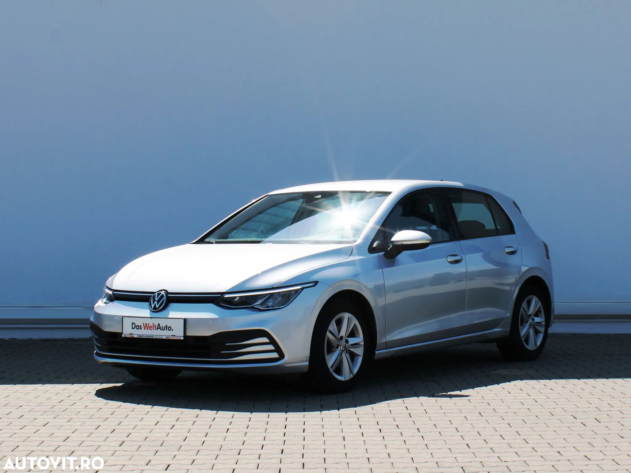 Volkswagen Golf 1.0 TSI Life - 1
