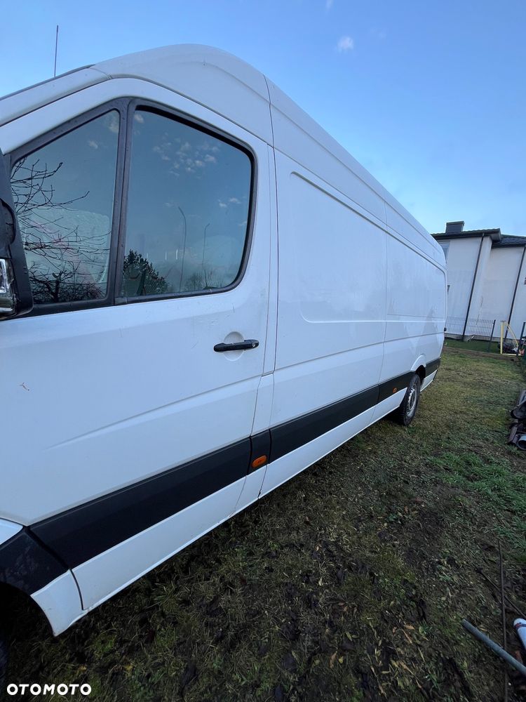 Mercedes-Benz Sprinter - 5