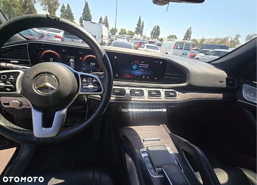 Mercedes-Benz GLE - 9