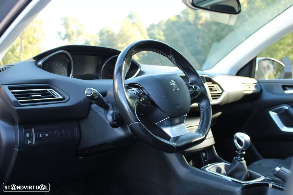 Peugeot 308 SW 1.6 BlueHDi Allure - 12