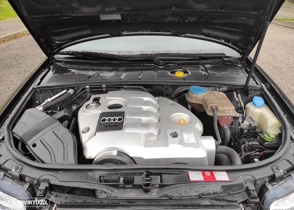 Audi A4 1.9 TDI m5 - 4