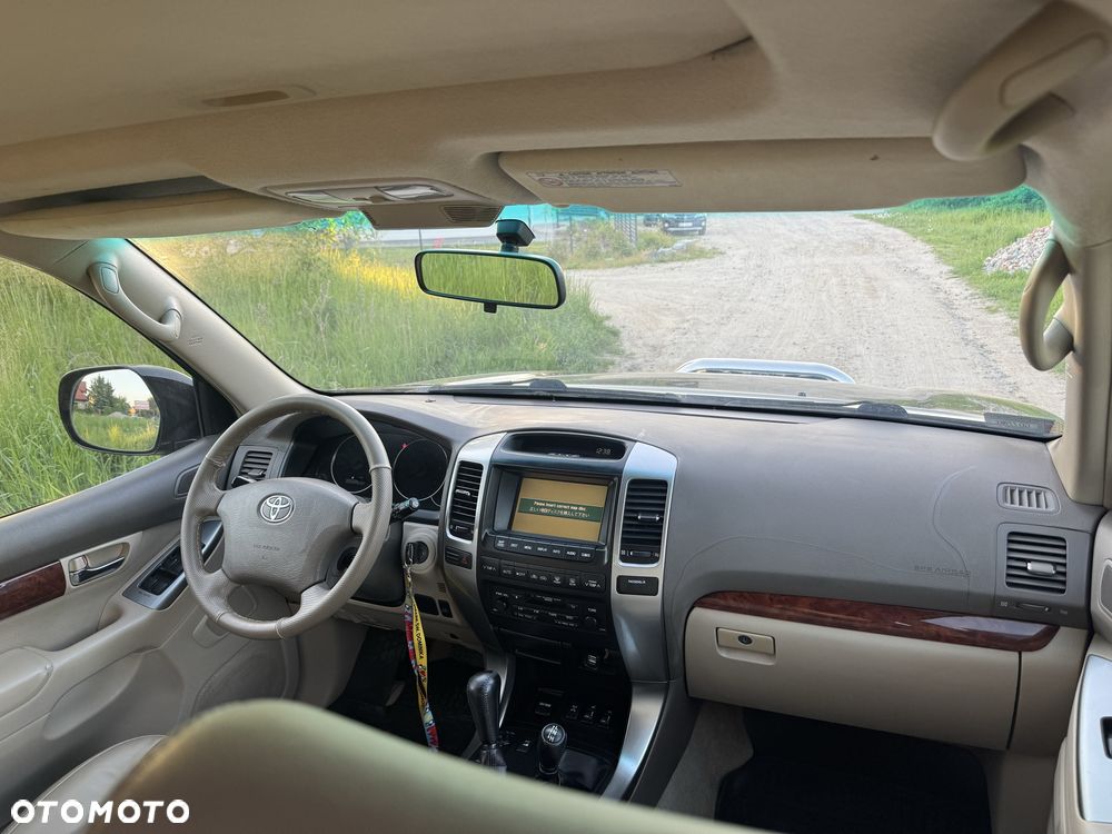 Toyota Land Cruiser - 3
