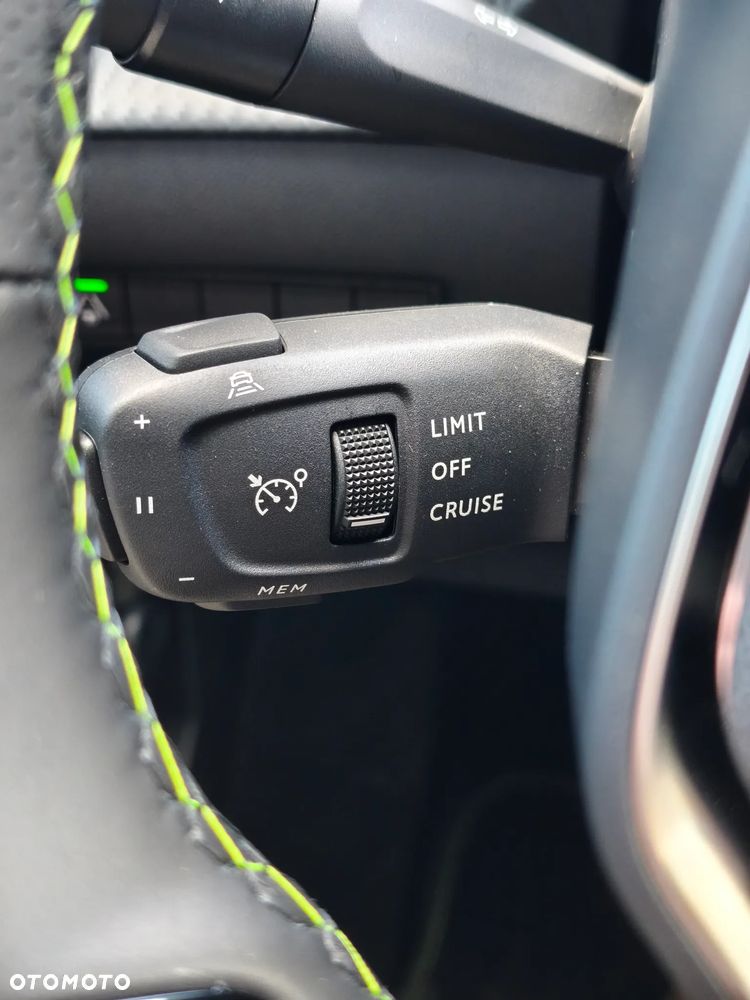 Peugeot 2008 PureTech mHEV GT Exclusive e-DCS6 - 21