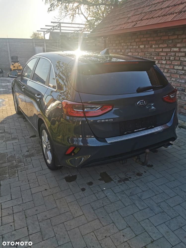 Kia Ceed 1.4 T-GDI GT-Line - 3