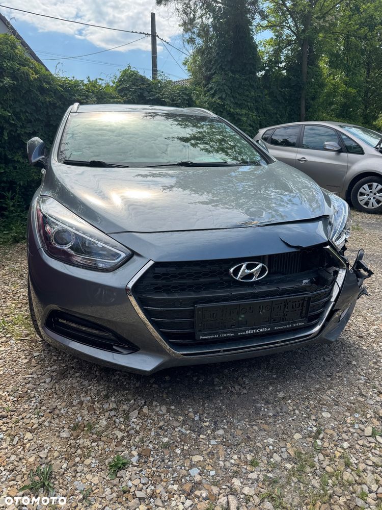 Hyundai i40 - 1