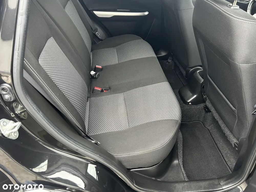 Suzuki Vitara 1.6 Premium 2WD - 35