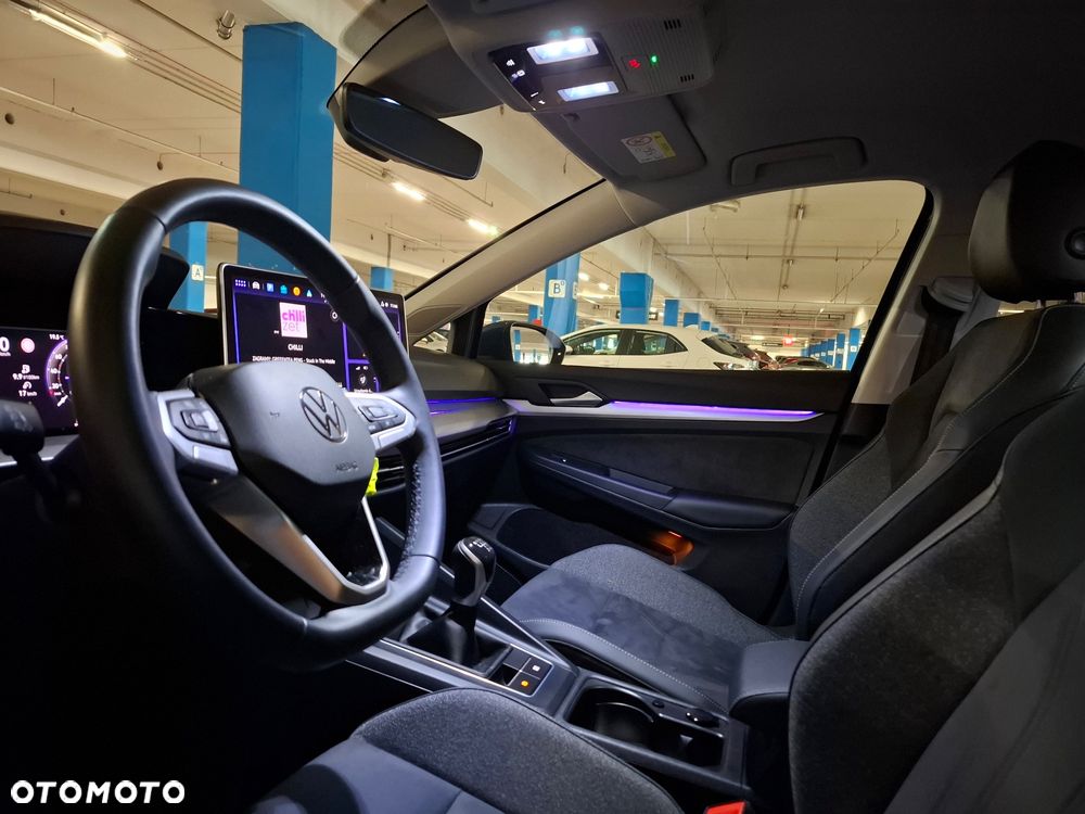 Volkswagen Golf 1.5 TSI Special Edition - 28