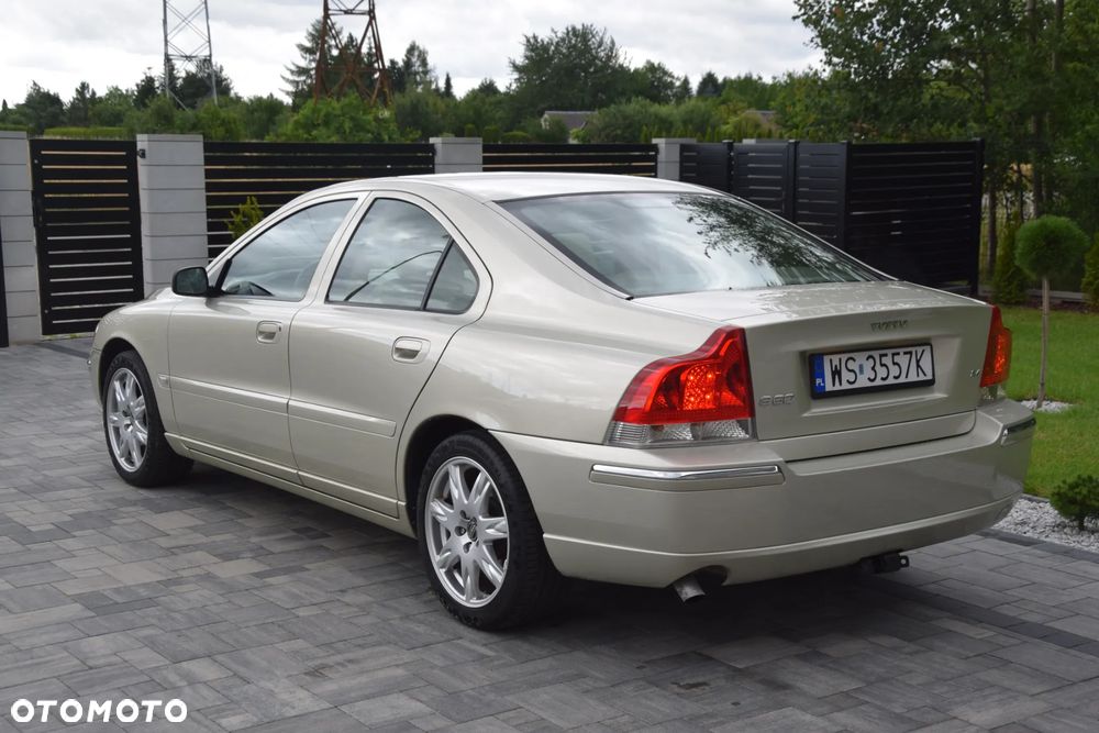 Volvo S60 - 16