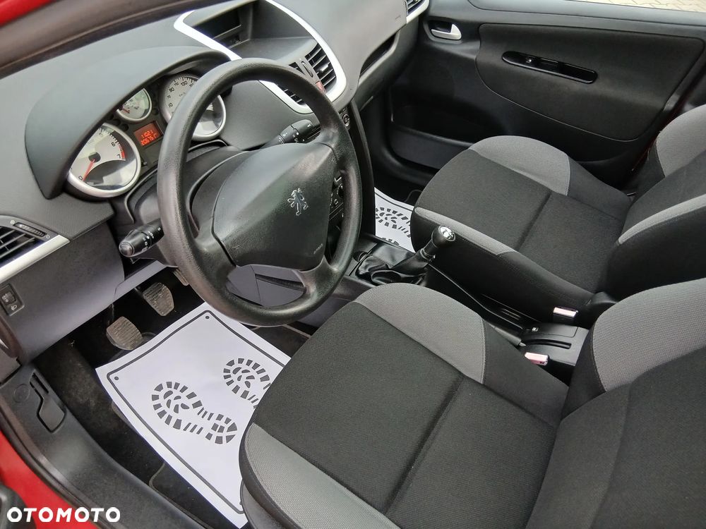 Peugeot 207 75 Urban Move - 8