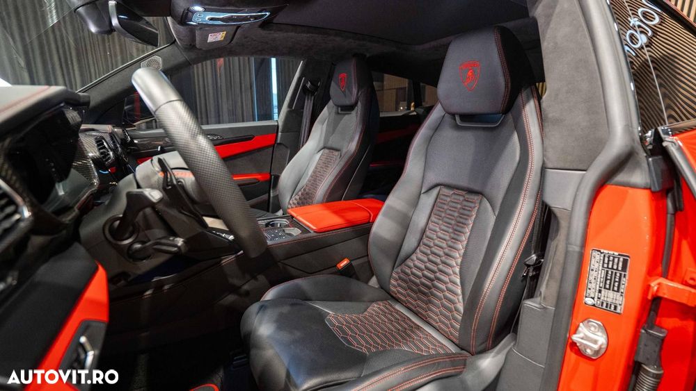 Lamborghini URUS - 16