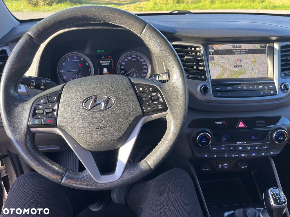 Hyundai Tucson 1.6 Turbo 4WD Advantage - 24